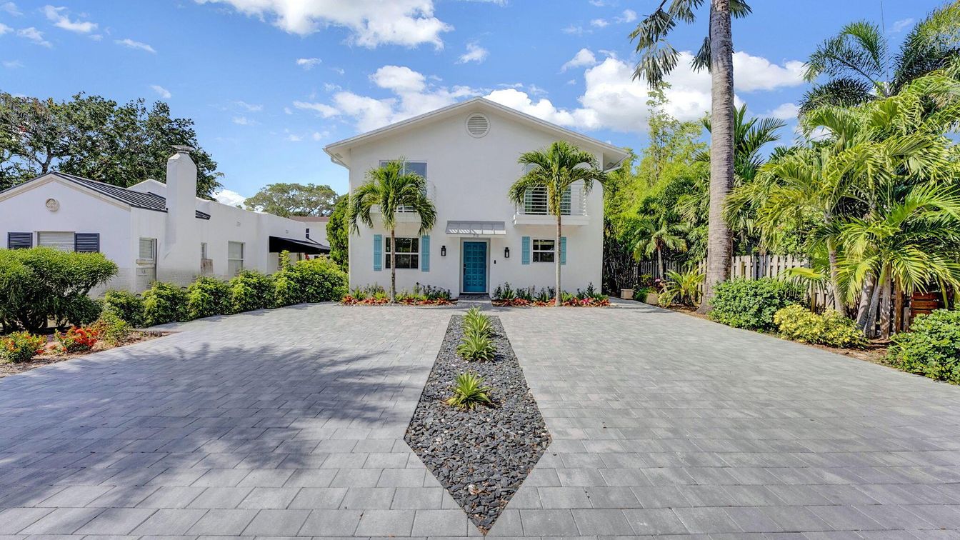 Backyard, Exterior, Facade, Spanish Mediterranean