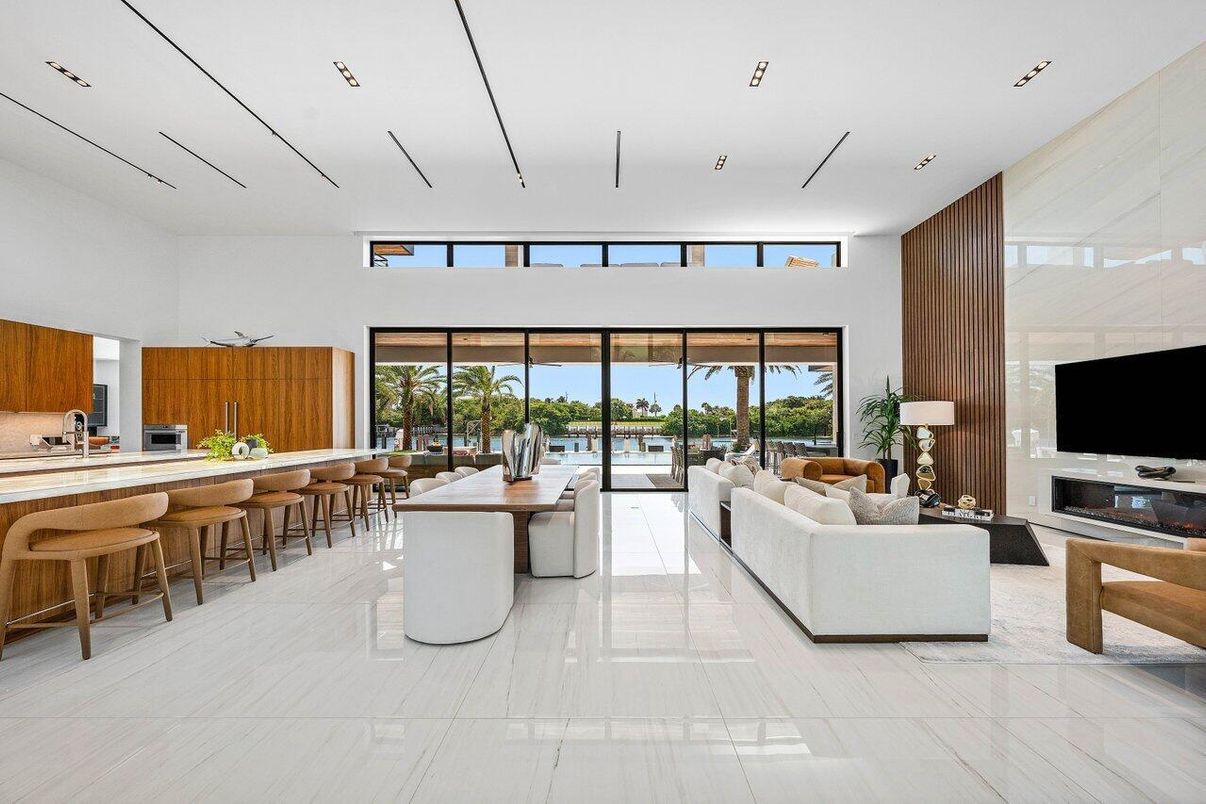 Interior, Kitchen, Living room, Recessed Lighting, Water