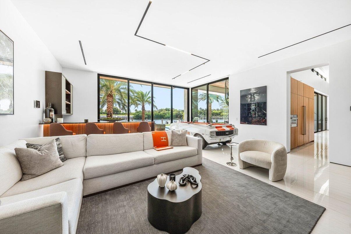 Interior, Living room
