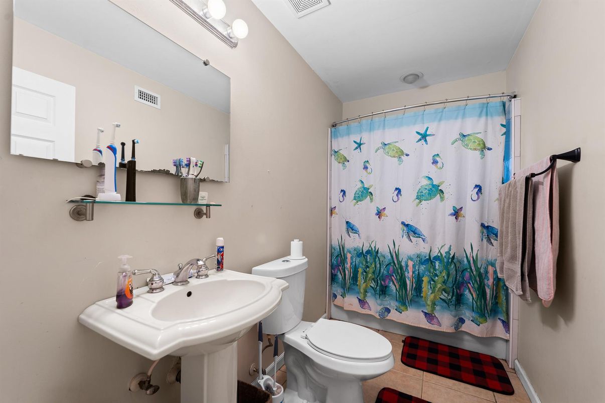 Bathroom, Interior