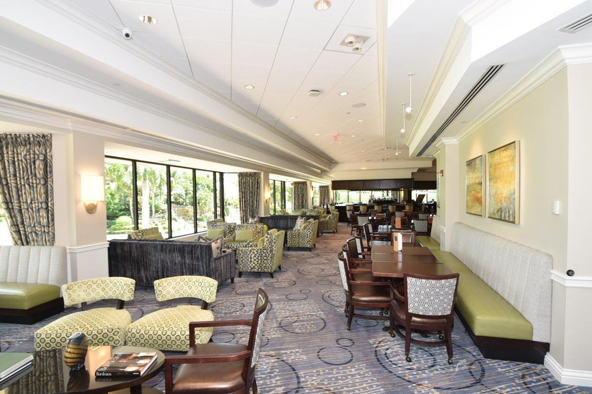 Dining room, Interior, Living room, Pendant Lights, Recessed Lighting