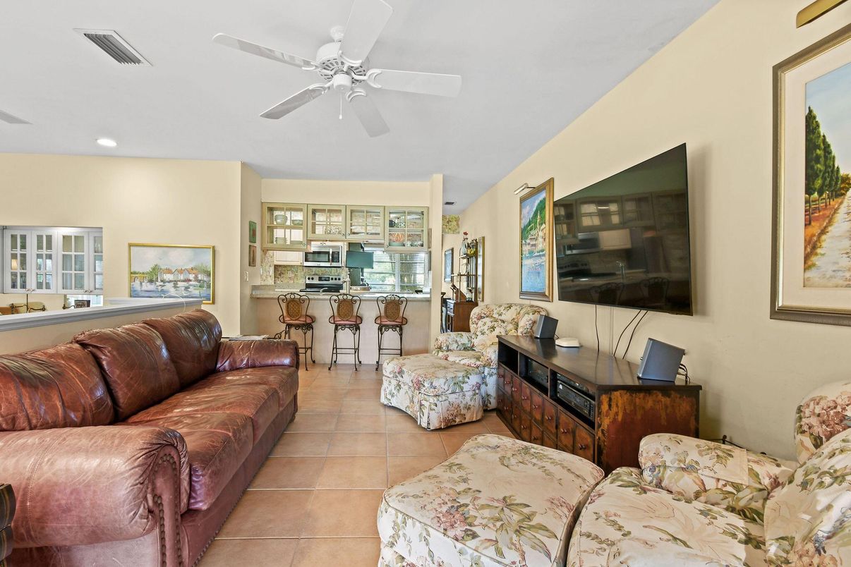 Interior, Kitchen, Living room, Recessed Lighting