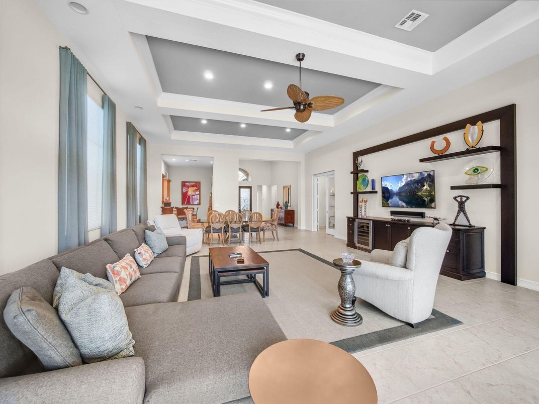 Dining room, Interior, Living room, Recessed Lighting
