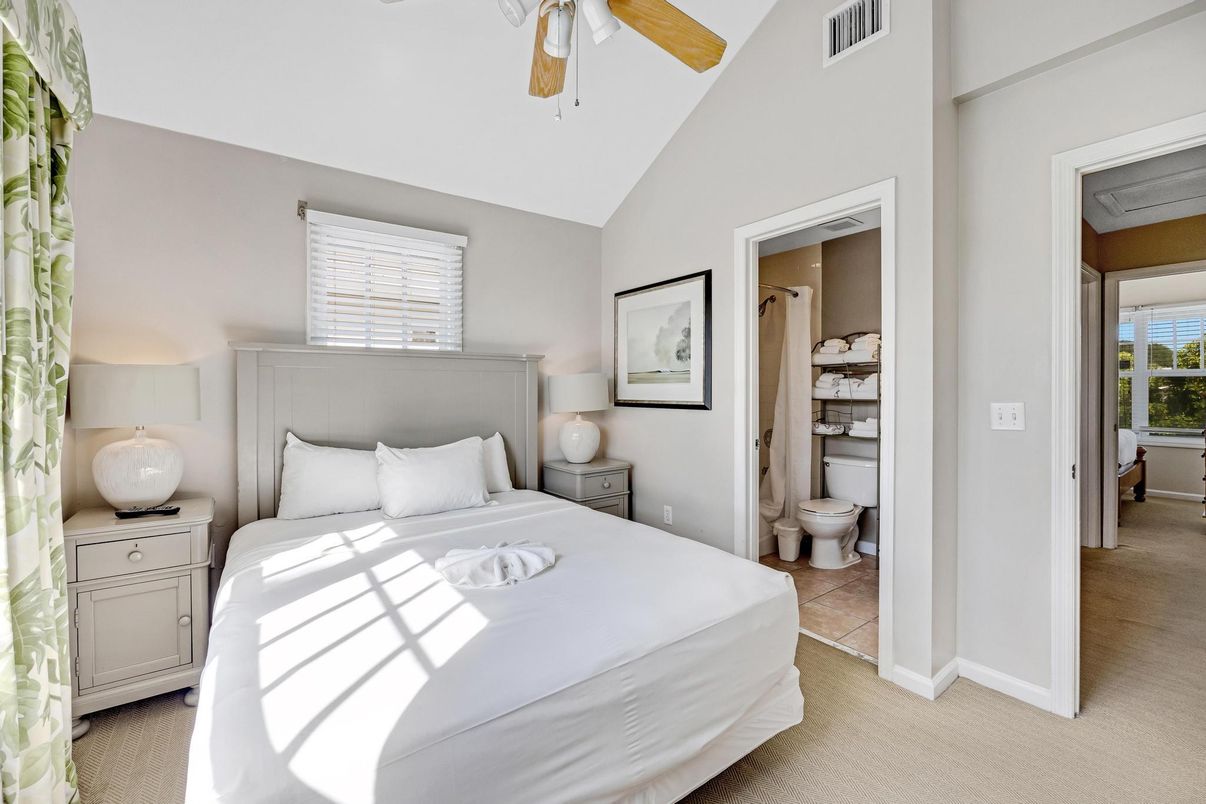 Bathroom, Bedroom, Interior