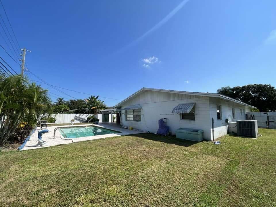 Backyard, Exterior, Pool