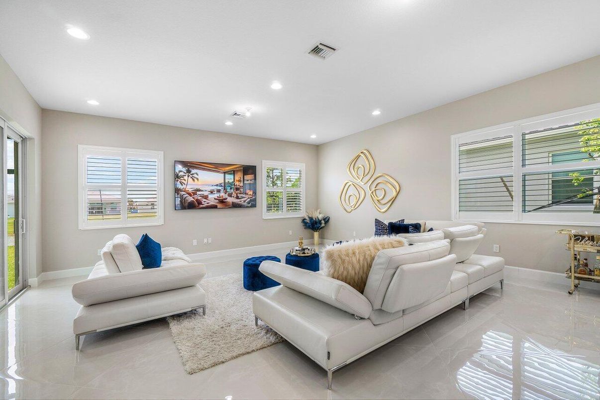 Interior, Living room, Recessed Lighting