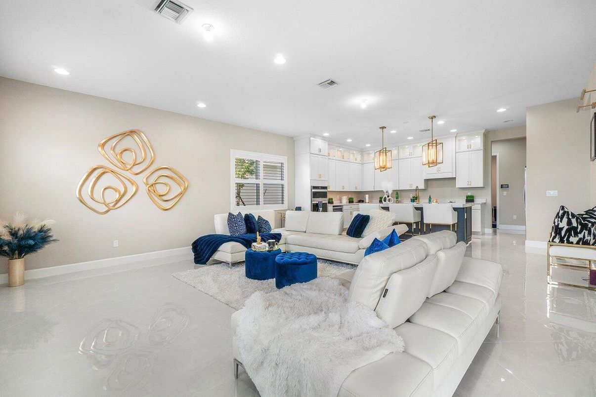 Interior, Kitchen, Living room, Pendant Lights, Recessed Lighting