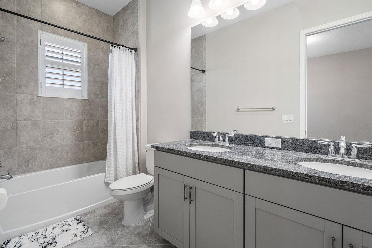 Bathroom, Dual Sink Vanities, Interior