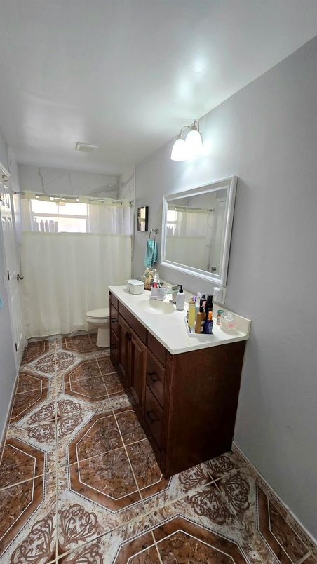 Bathroom, Dual Sink Vanities, Glass Shower, Interior