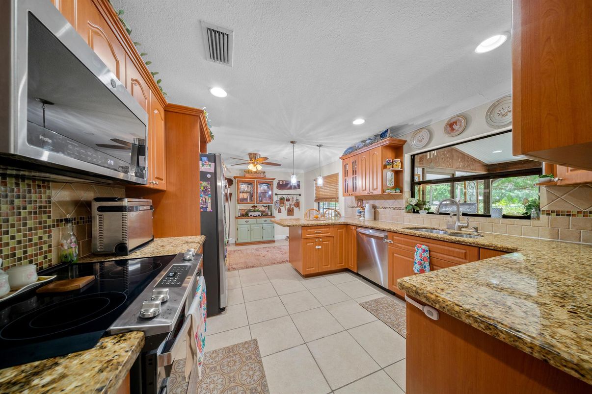Interior, Kitchen, Recessed Lighting