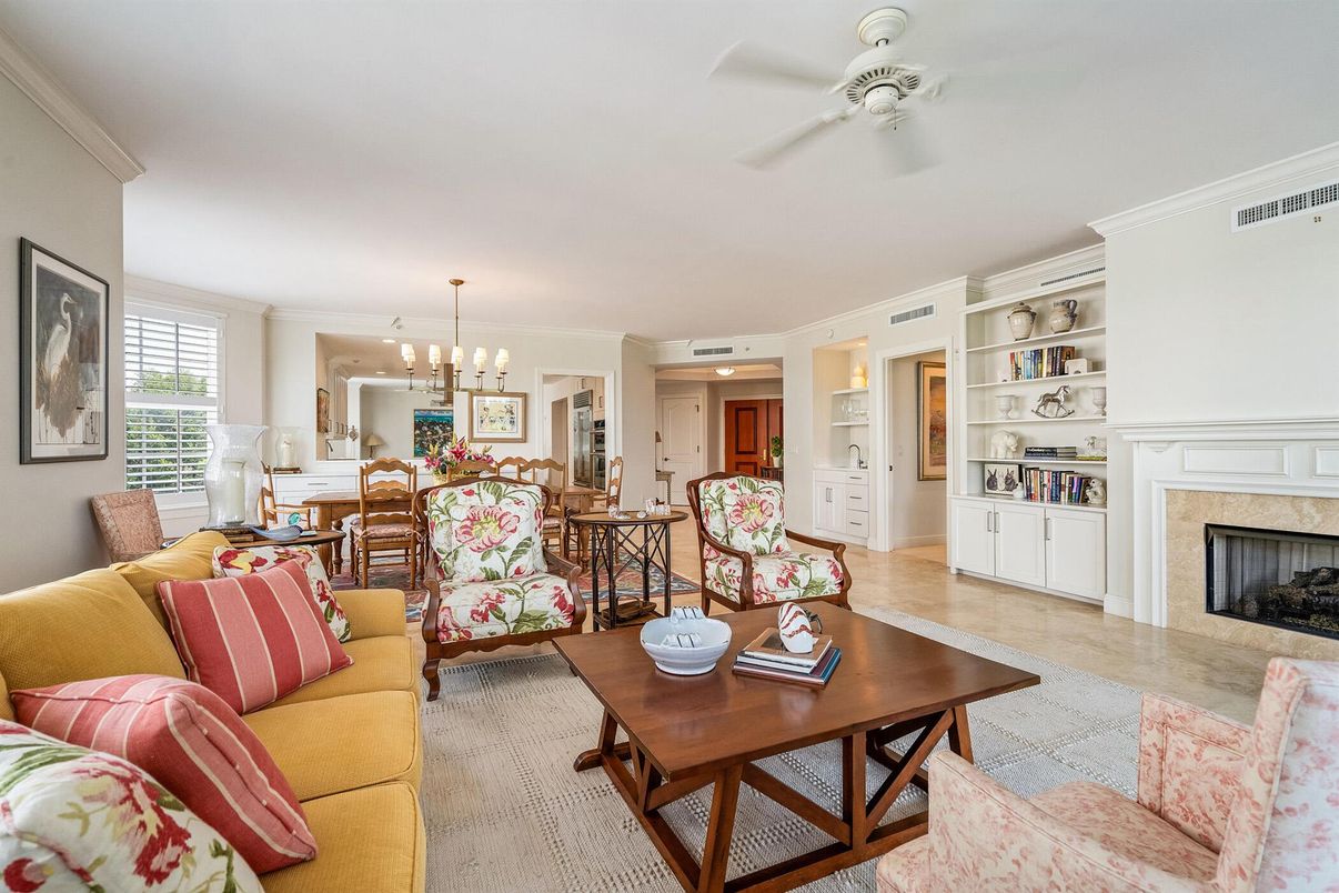 Dining room, Fireplace, Interior, Living room, Pendant Lights