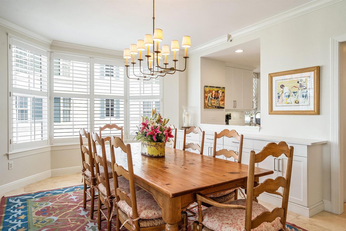 Chandelier, Dining room, Interior, Recessed Lighting
