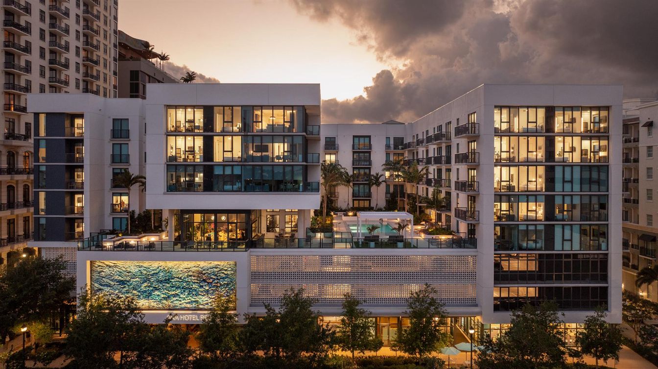 Exterior, Facade, Condo Building