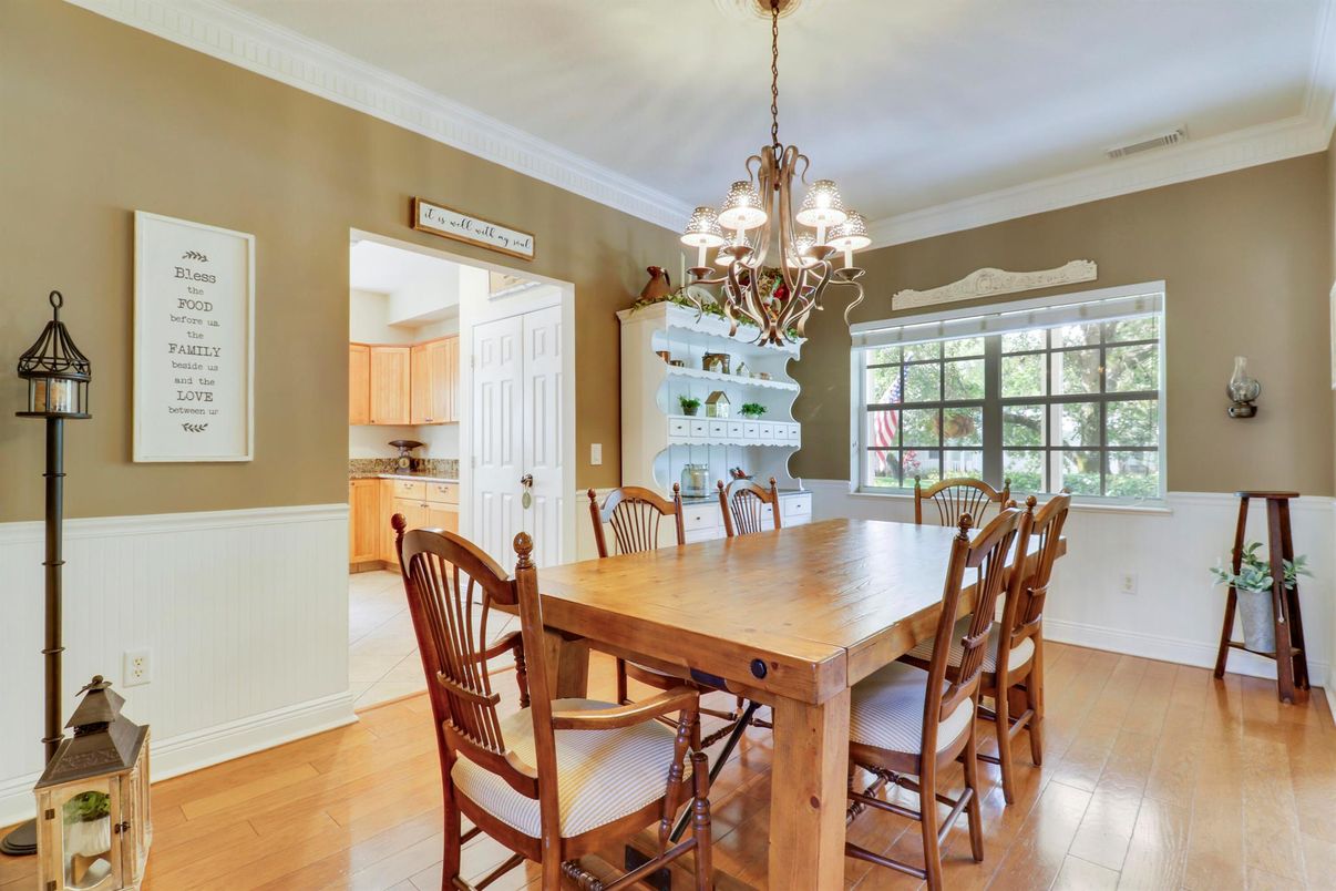 Chandelier, Dining room, Interior, Wood Texture Flooring