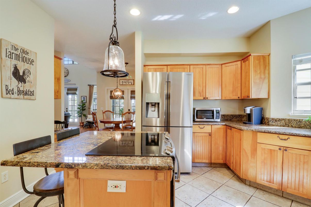 Dining room, Interior, Kitchen, Pendant Lights, Recessed Lighting