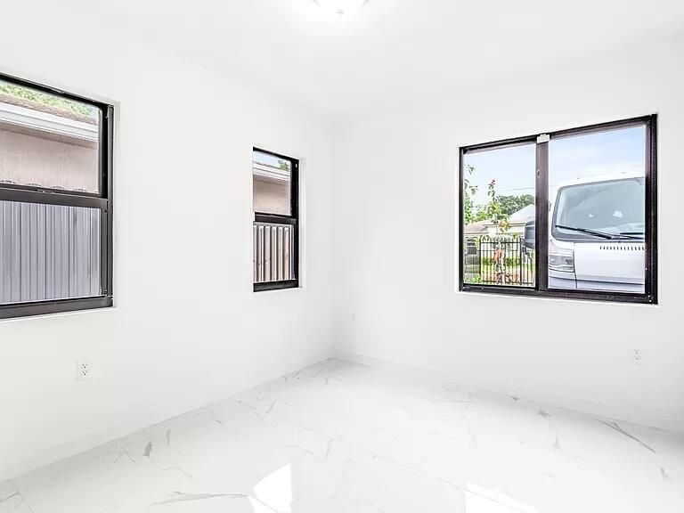 Empty room, Interior, Marble