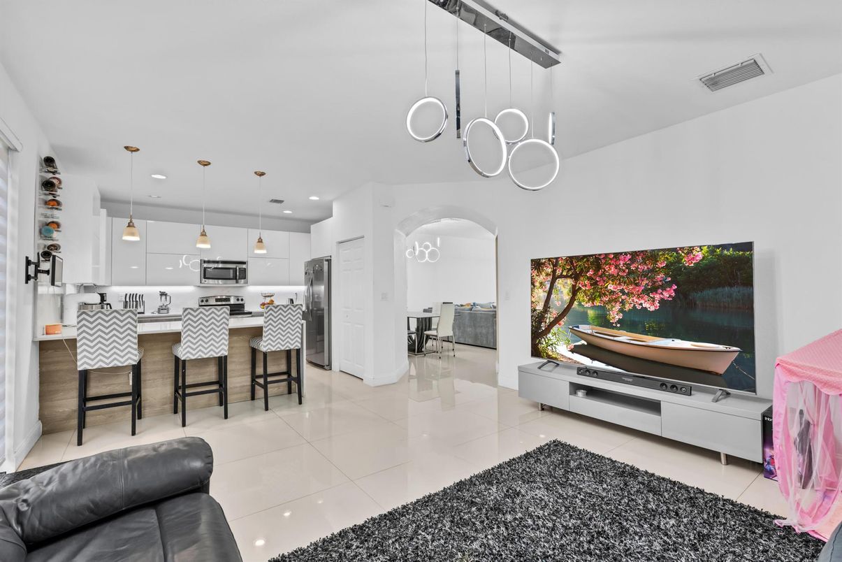 Interior, Kitchen, Pendant Lights, Recessed Lighting