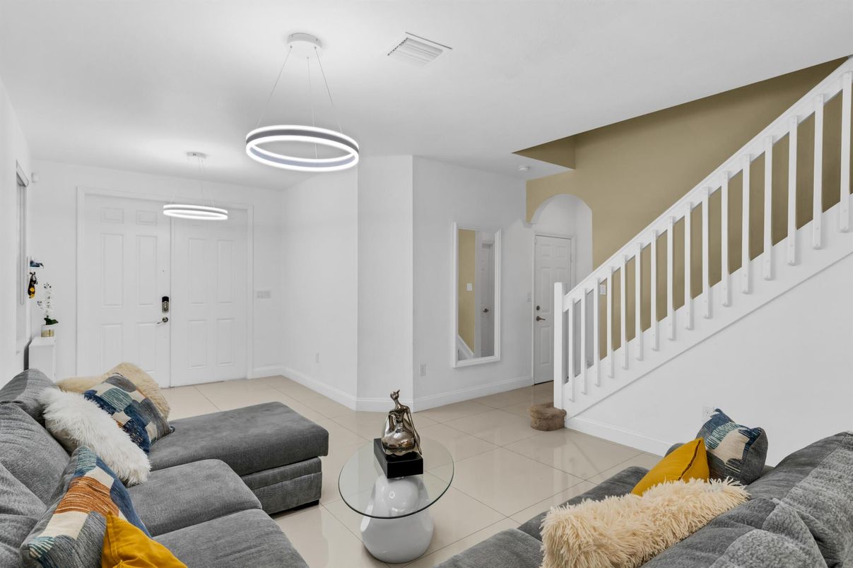 Interior, Living room, Pendant Lights