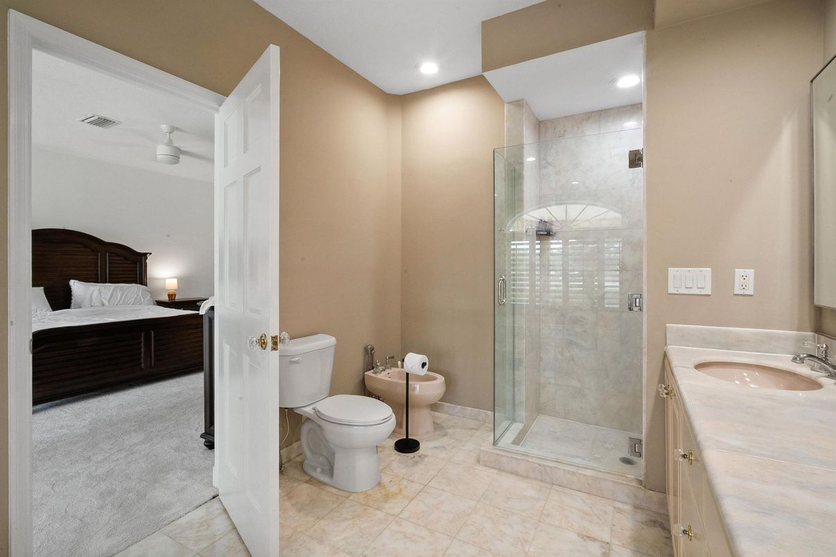 Bathroom, Bedroom, Dual Sink Vanities, Glass Shower, Interior, Recessed Lighting