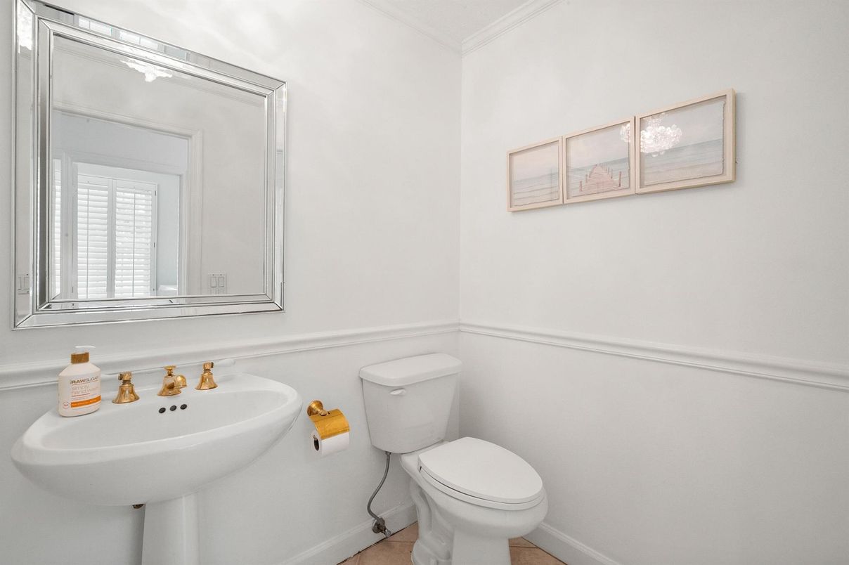 Bathroom, Interior