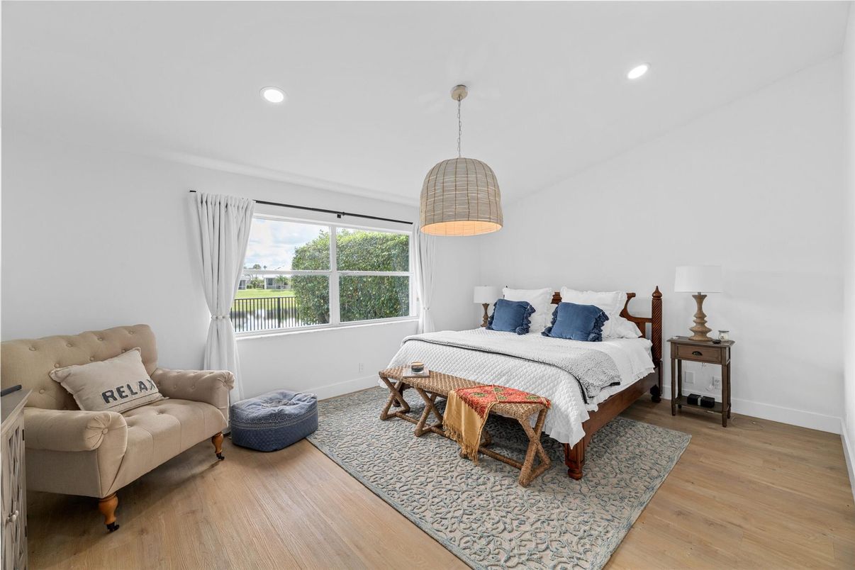 Bedroom, Interior, Pendant Lights, Recessed Lighting, Wood Texture Flooring