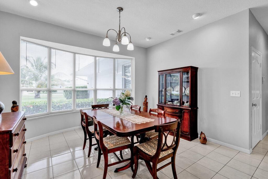 Chandelier, Dining room, Interior, Recessed Lighting