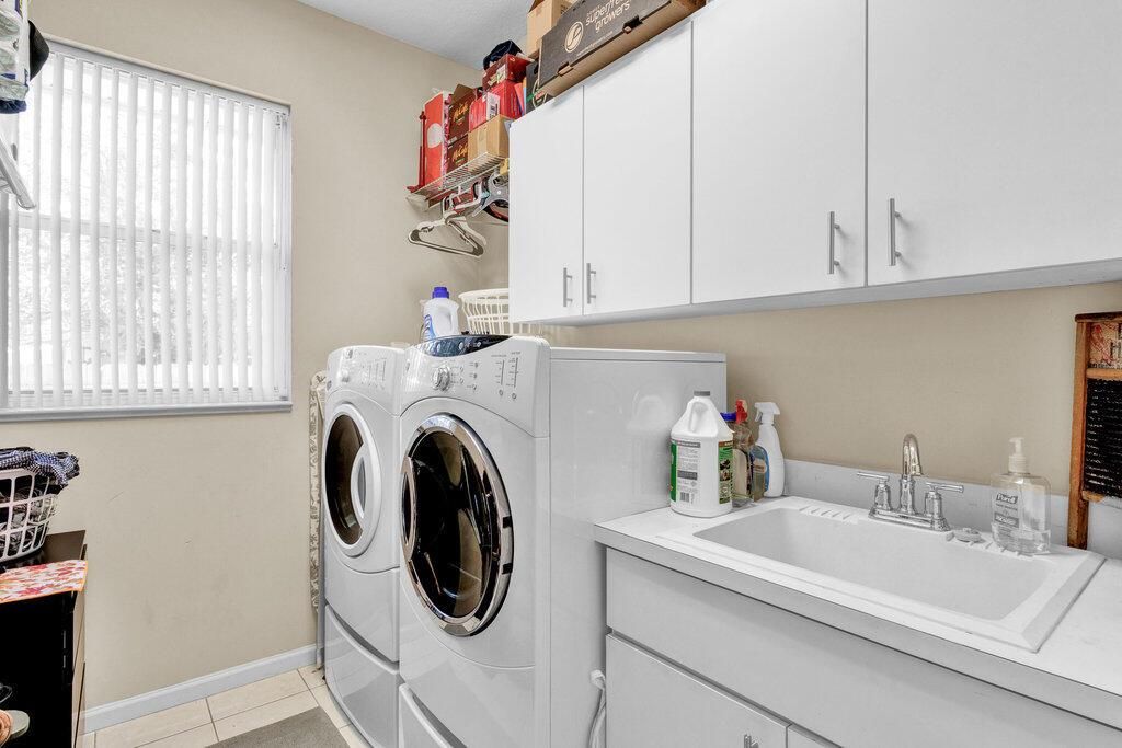 Interior, Washer