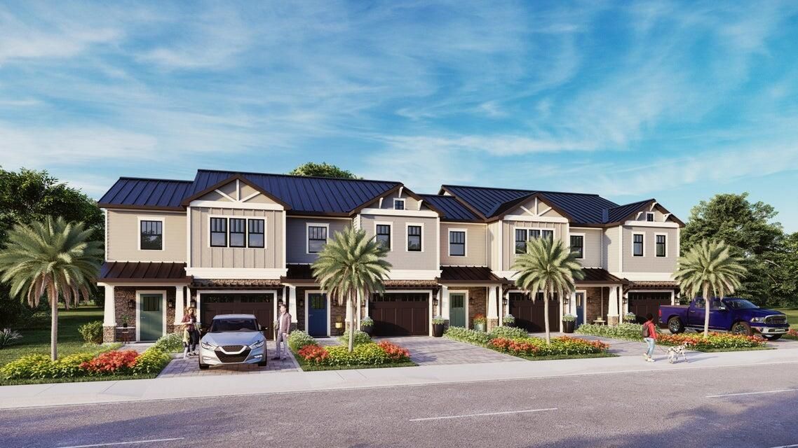 Attached, Exterior, Facade, Farmhouse