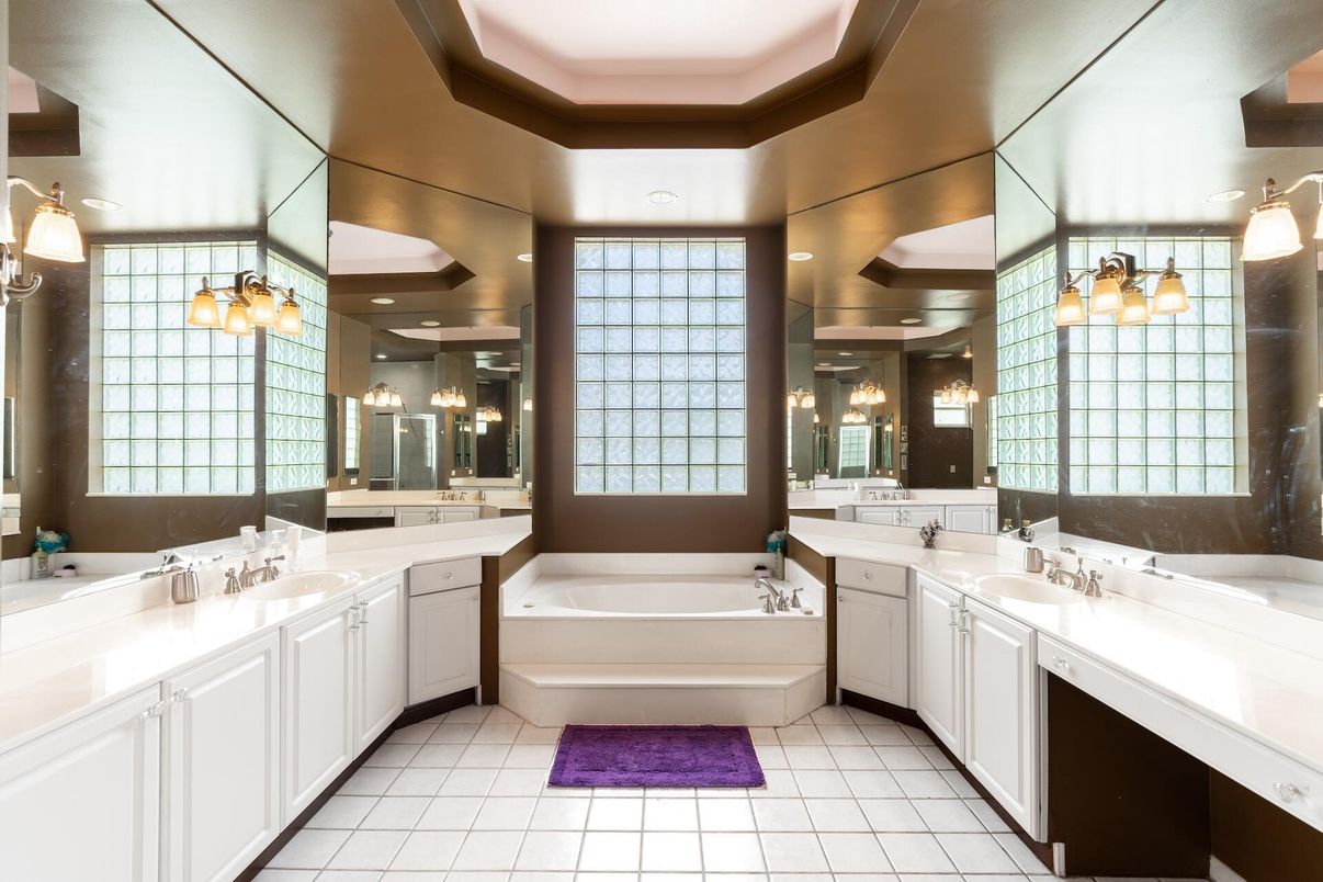 Bathroom, Dual Sink Vanities, Interior, Pendant Lights, Recessed Lighting
