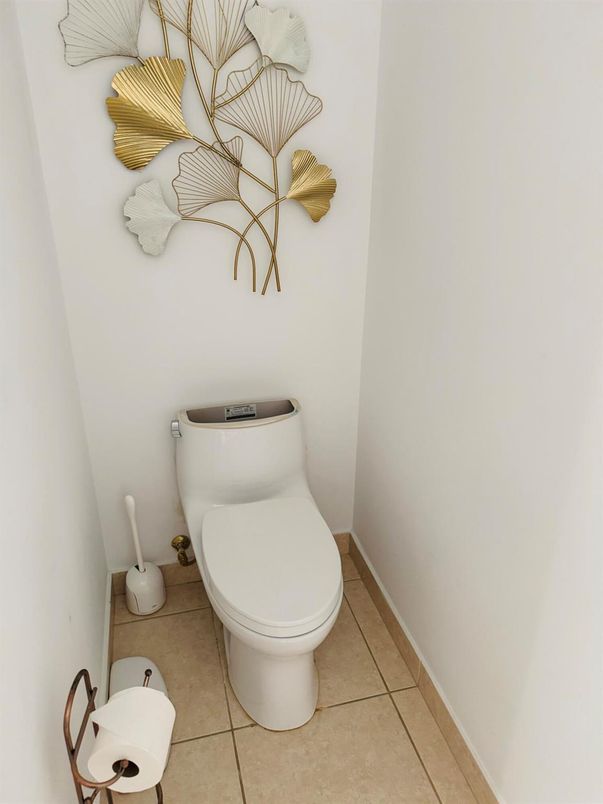 Bathroom, Interior