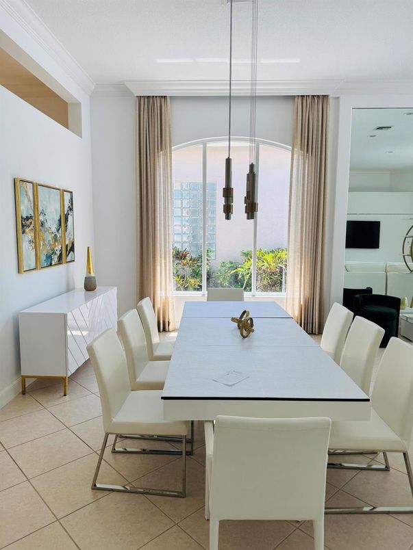 Dining room, Interior, Pendant Lights