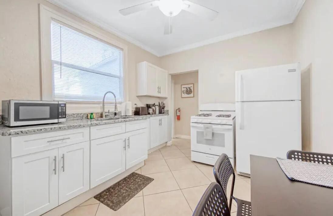 Interior, Kitchen