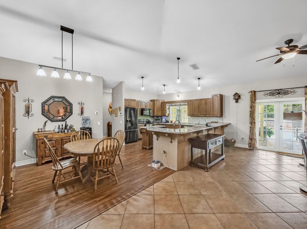 Dining room, Interior, Kitchen, Pendant Lights, Wood Texture Flooring
