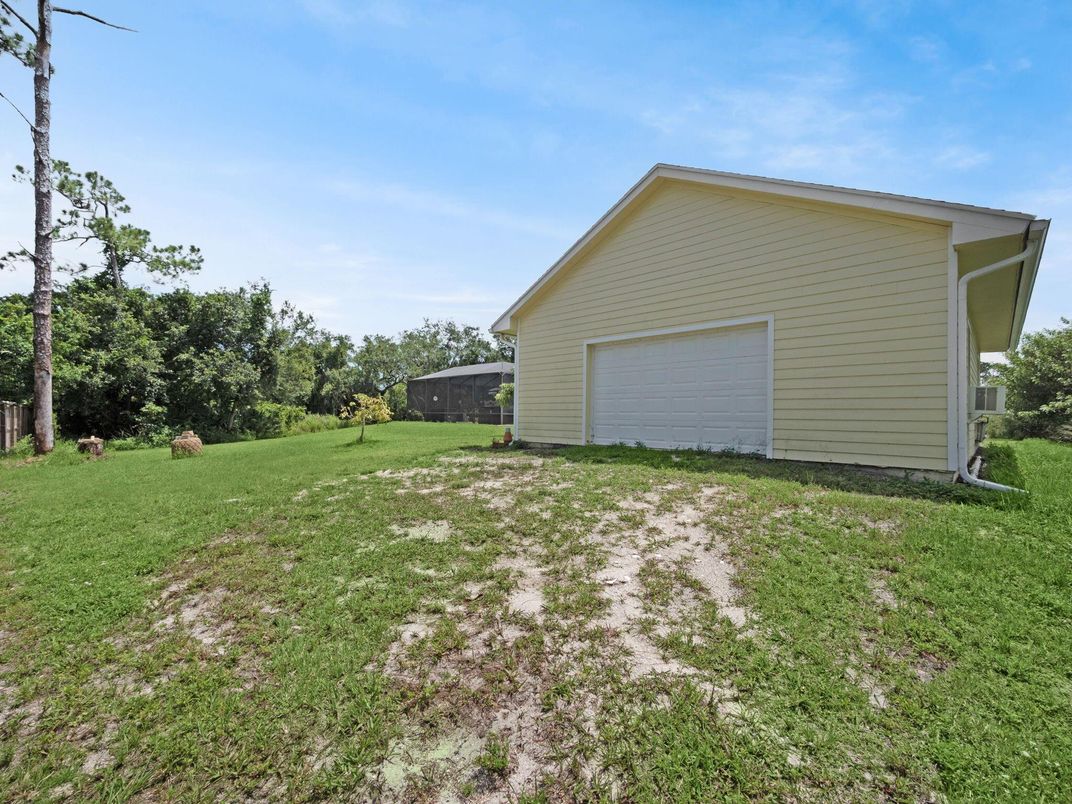 Backyard, Detached Garage, Exterior