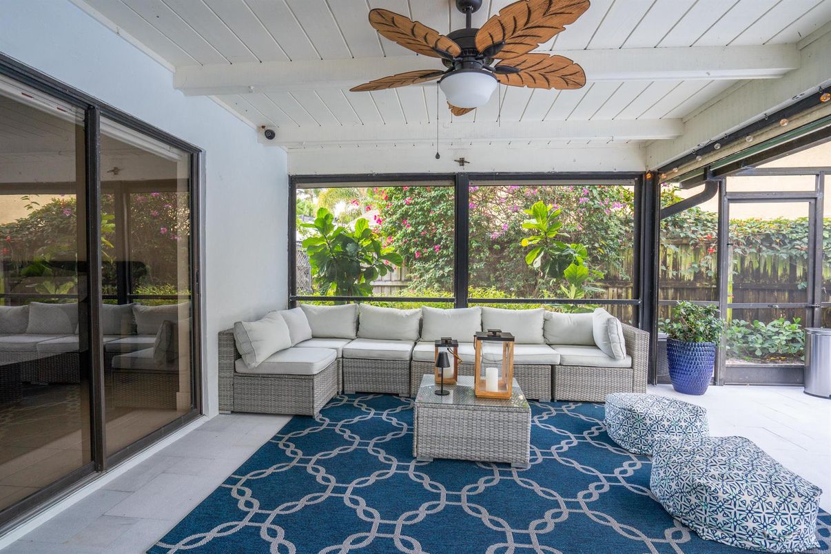 Interior, Living room, Sun Room