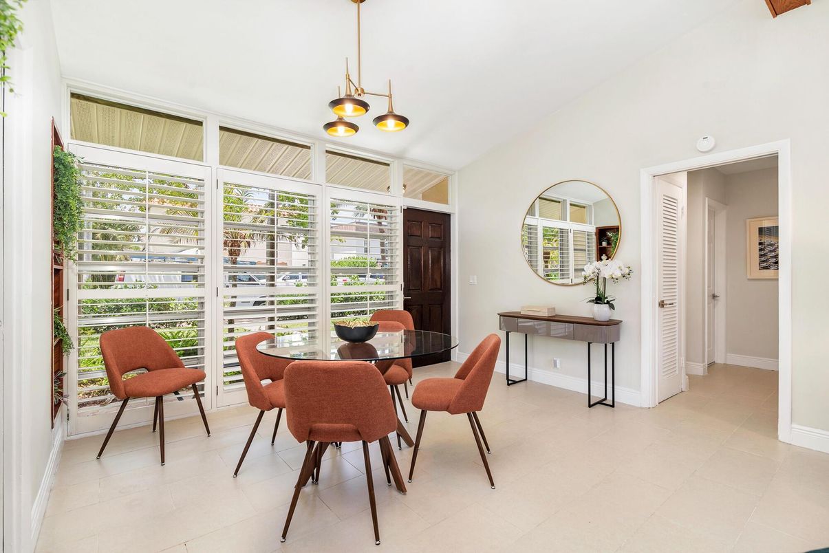 Dining room, Interior, Pendant Lights