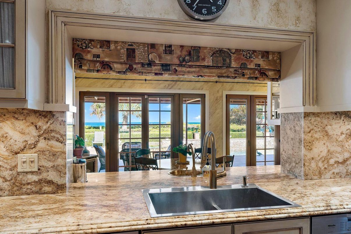 Interior, Water
