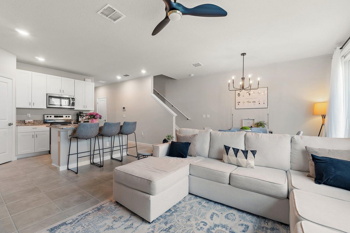Interior, Kitchen, Living room, Pendant Lights, Recessed Lighting, Stainless Steel Appliances