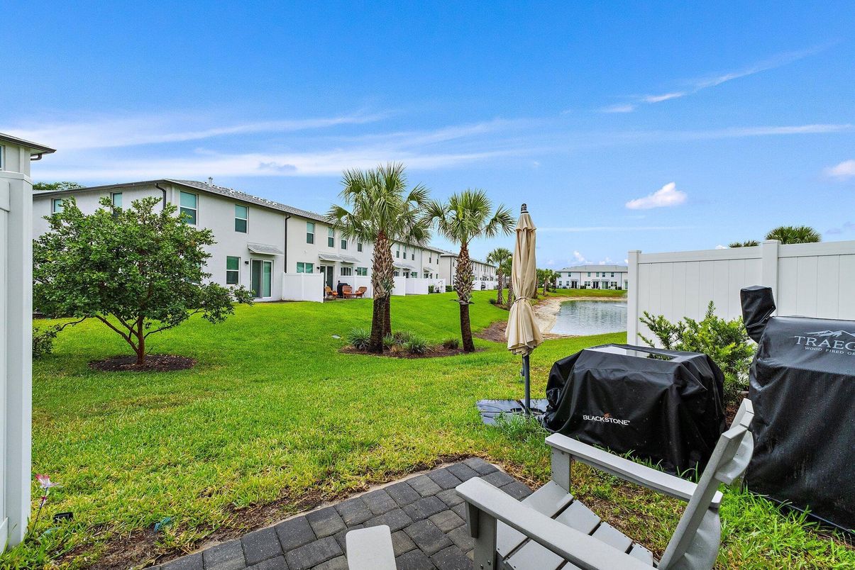 Backyard, Exterior, Water