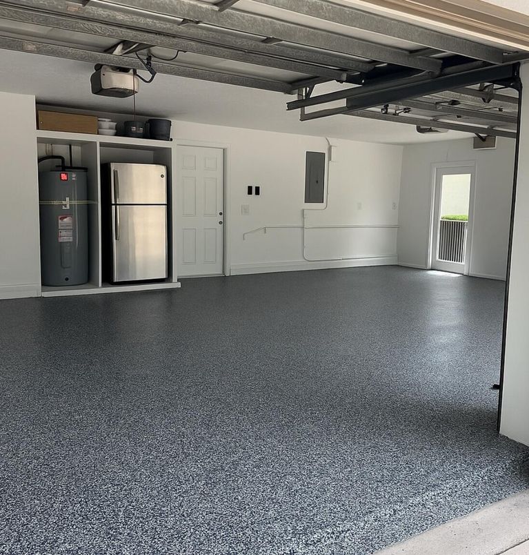 Garage, Interior