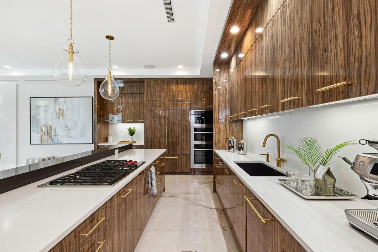 Interior, Kitchen, Pendant Lights, Recessed Lighting