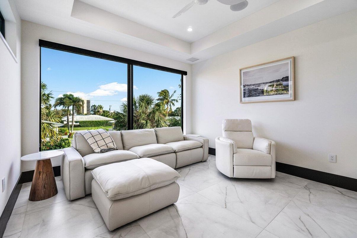 Interior, Living room, Marble, Recessed Lighting, Water