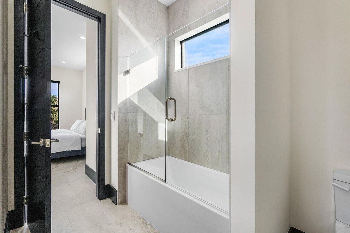 Bathroom, Bedroom, Glass Shower, Interior, Recessed Lighting