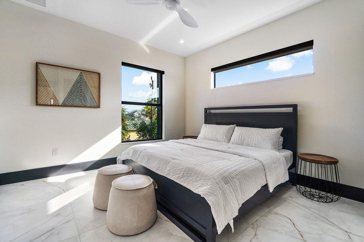 Bedroom, Interior, Marble, Recessed Lighting
