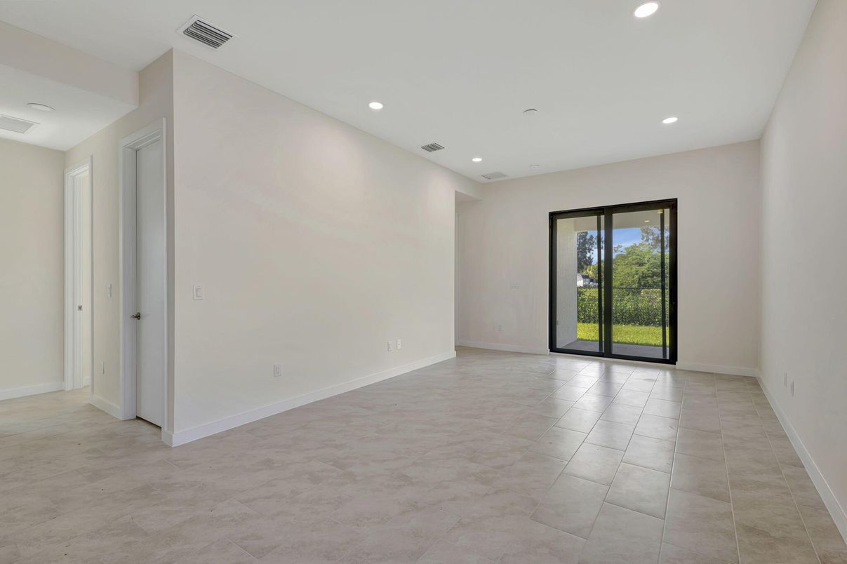 Empty room, Interior, Recessed Lighting