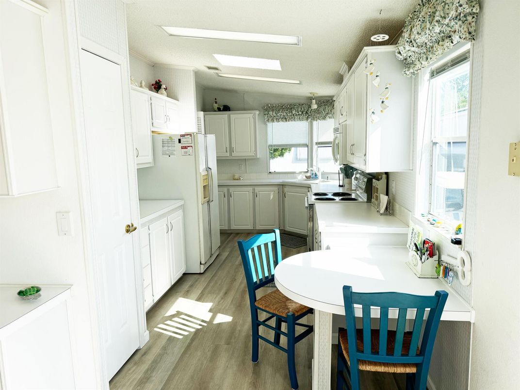 Dining room, Interior, Kitchen, Wood Texture Flooring