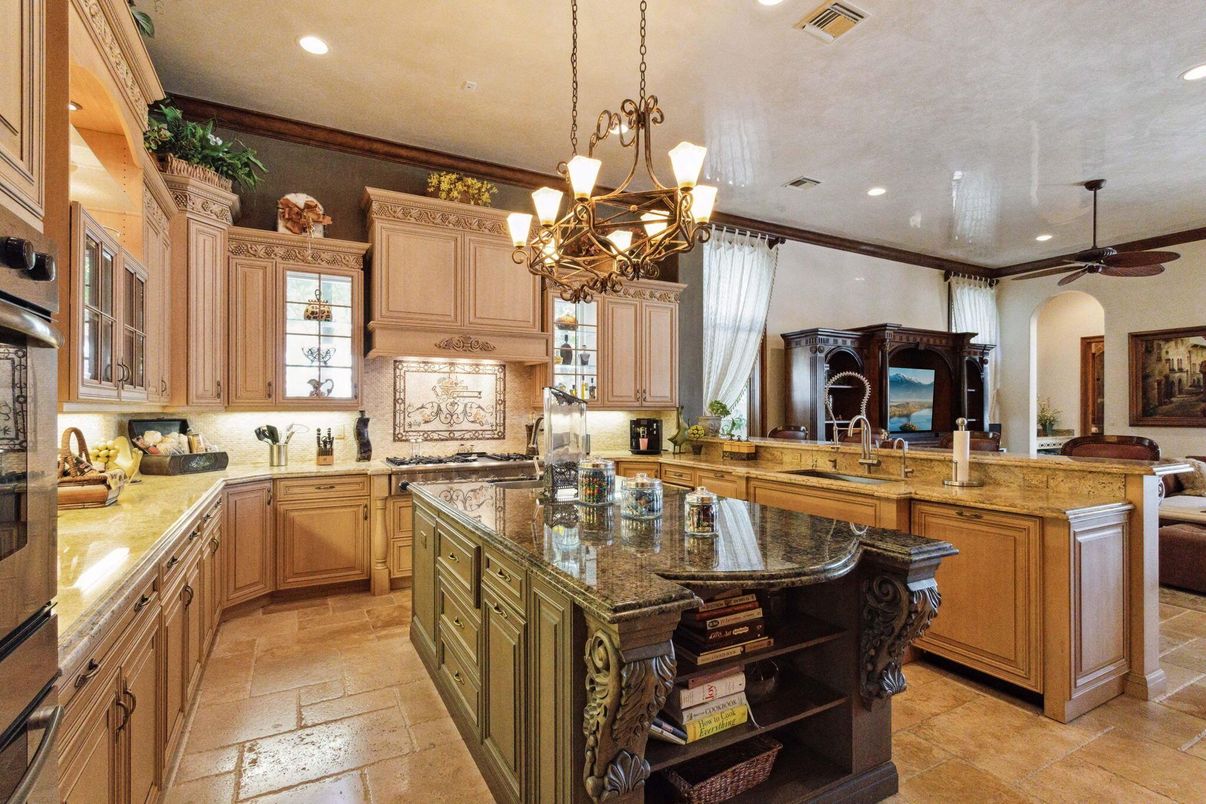 Chandelier, Interior, Kitchen, Pendant Lights, Recessed Lighting