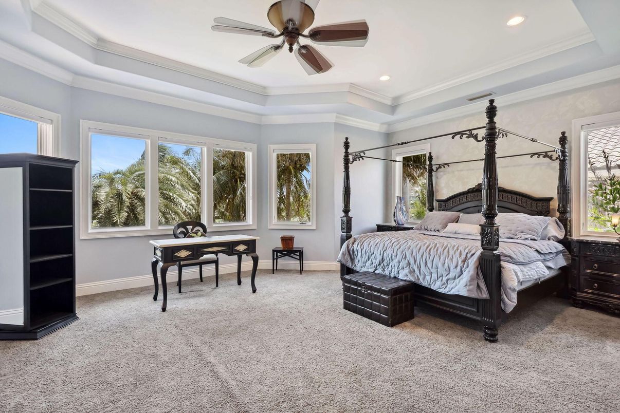 Bedroom, Interior, Recessed Lighting