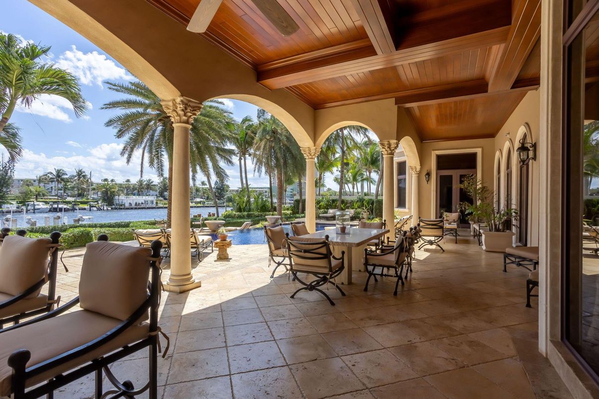 Exterior, Pool, Water
