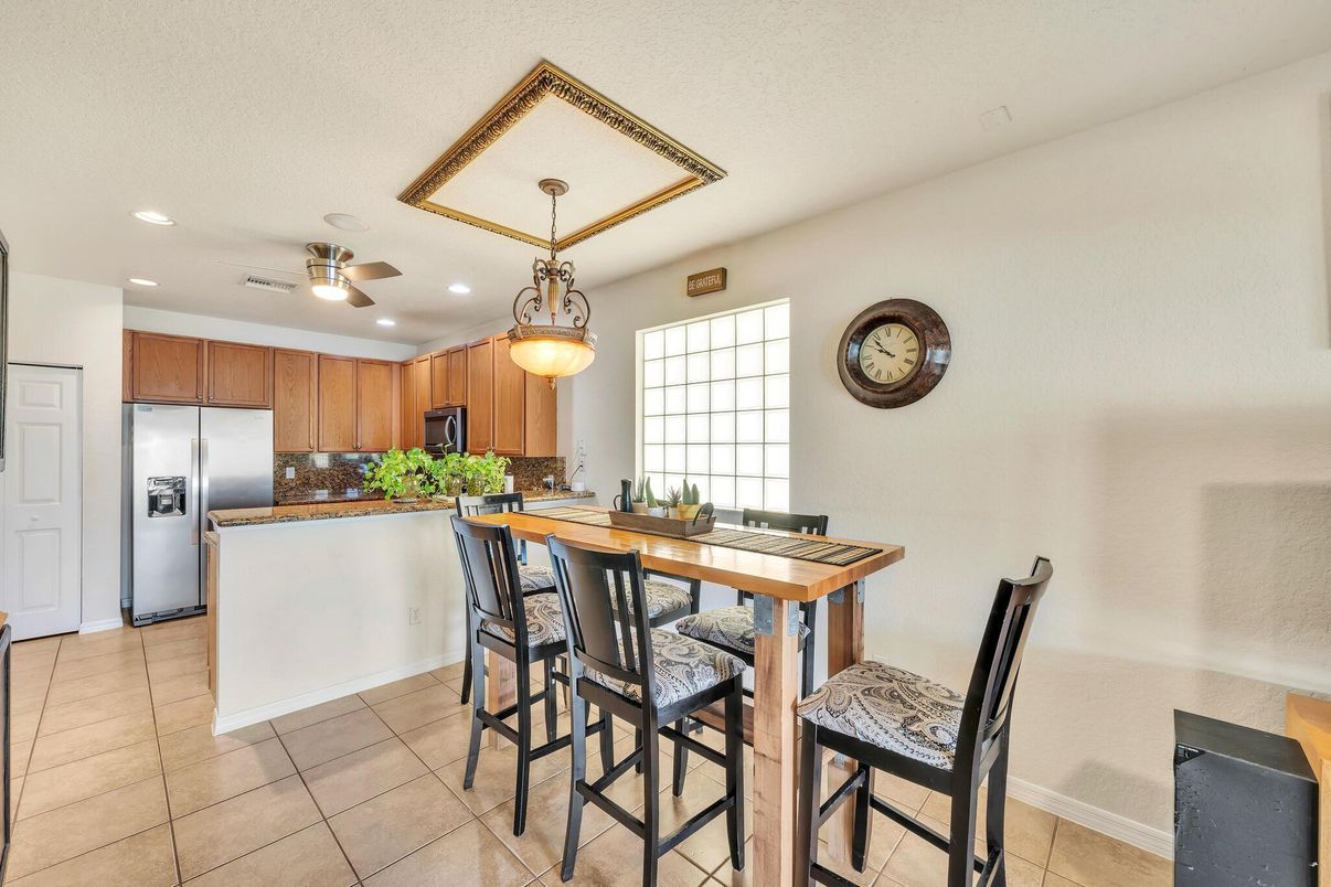 Dining room, Interior, Kitchen, Pendant Lights, Recessed Lighting